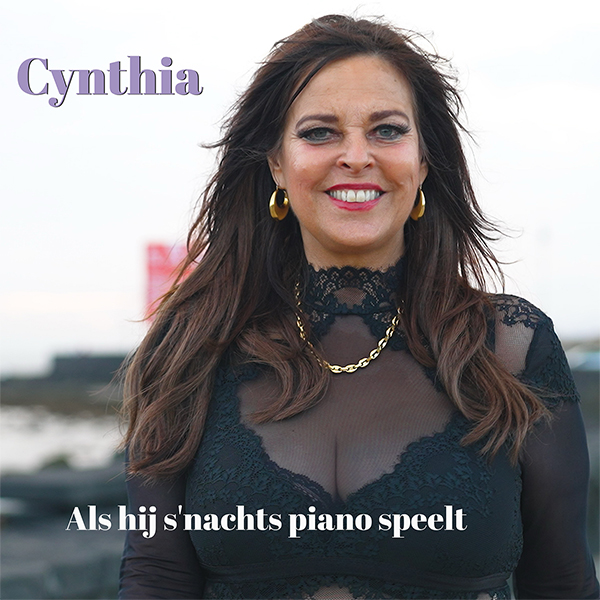 Cynthia - Als hij 's nachts piano speelt (FrontCover)
